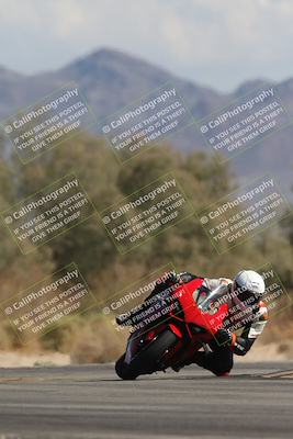 media/Oct-13-2025-Moto Forza (Mon) [[a66d839500]]/2-A Group/Session 4 Turn 7/